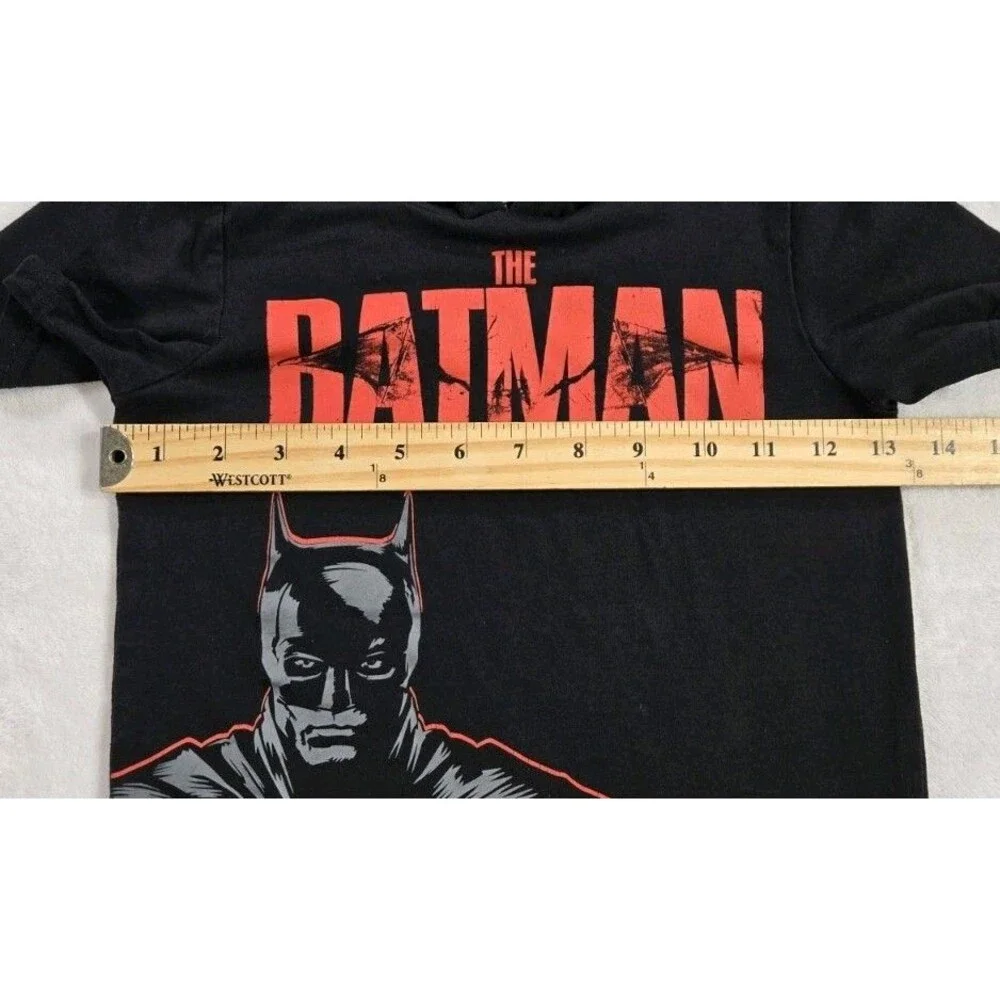 Boys The Batman Short Sleeve Lightweight Hoodie Black Size 6